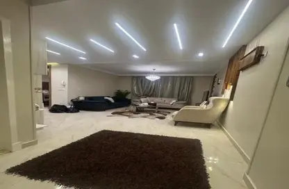 Apartment - 3 Bedrooms - 2 Bathrooms for sale in Madinaty - Cairo
