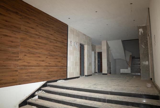 8043969 - Property Image 3