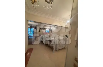 شقة - 4 غرف نوم - 2 حمامات للبيع في شارع مصطفي النحاس - المنطقة السادسة - مدينة نصر - القاهرة