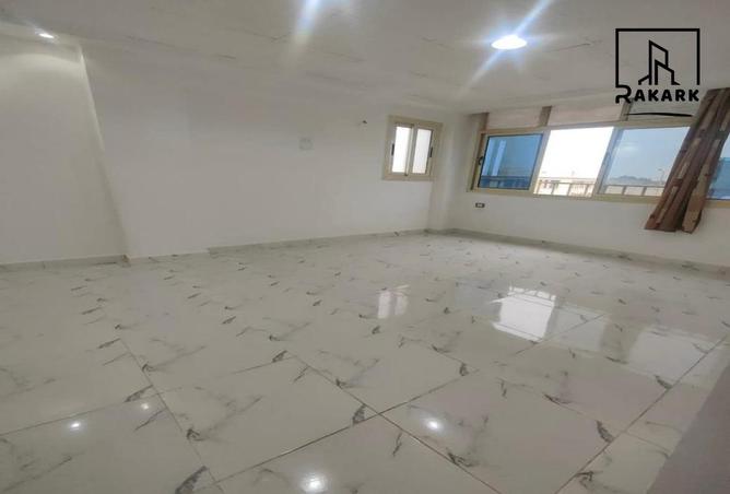 8202254 - Property Main Image