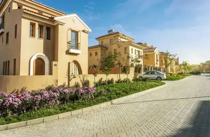 Townhouse - 4 Bedrooms - 5 Bathrooms for sale in Mountain View Hyde Park - 5th Settlement Compounds - The 5th Settlement - New Cairo City - Cairo