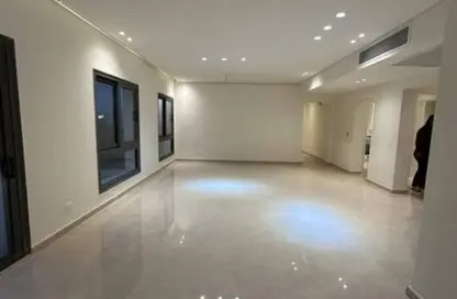 Apartment - 3 Bedrooms - 2 Bathrooms for sale in The Address East - 90 Street - The 5th Settlement - New Cairo City - Cairo