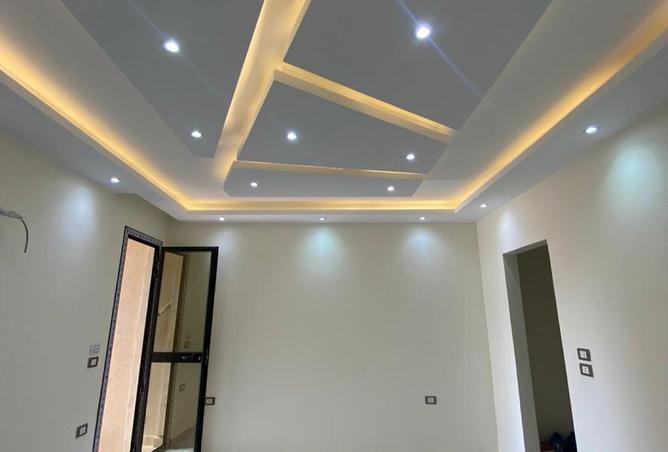 8184405 - Property Image 2