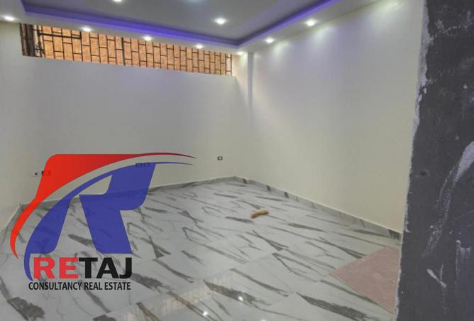 8358237 - Property Image 2