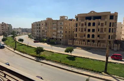 Apartment - 3 Bedrooms - 3 Bathrooms for sale in South Lotus - El Lotus - New Cairo City - Cairo
