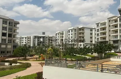 Apartment - 3 Bedrooms - 3 Bathrooms for sale in Hyde Park - 5th Settlement Compounds - The 5th Settlement - New Cairo City - Cairo