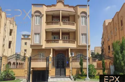 Duplex - 5 Bedrooms - 4 Bathrooms for sale in Street 100   Al Fairouz St. - 10th District - Sheikh Zayed City - Giza