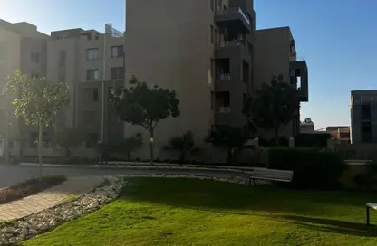 Apartment - 2 Bedrooms - 2 Bathrooms for sale in Palm Hills Village Gate - South Investors Area - New Cairo City - Cairo