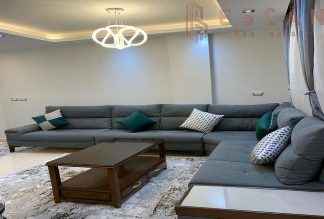 8243166 - Property Main Image