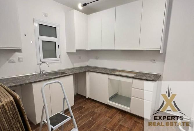 8419900 - Property Image 3