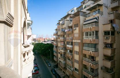 Apartment - 3 Bedrooms - 2 Bathrooms for sale in Smouha - Hay Sharq - Alexandria
