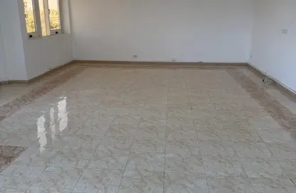 Apartment - 3 Bedrooms - 3 Bathrooms for rent in Al Rehab - New Cairo City - Cairo