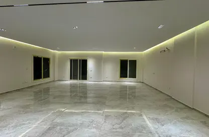 شقة - 4 غرف نوم - 3 حمامات للايجار في شارع فريد الاطرش - التجمع الاول - مدينة القاهرة الجديدة - القاهرة