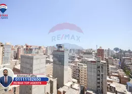 شقة - 3 غرف نوم - 1 حمام للبيع في شارع لافيزون - بولكلي - حي شرق - الاسكندرية