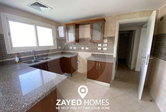 8014861 - Property Image 2