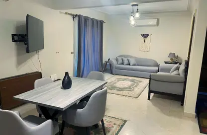 Apartment - 1 Bedroom - 1 Bathroom for rent in Hadayek Al Mohandessin - 4th District - Sheikh Zayed City - Giza