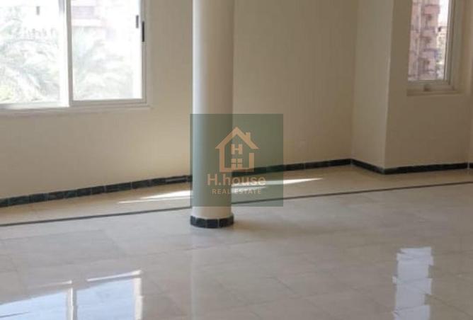 8475430 - Property Image 2