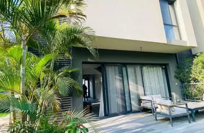 Villa - 5 Bedrooms - 4 Bathrooms for sale in Al Burouj Compound - El Shorouk Compounds - Shorouk City - Cairo