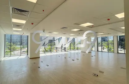 مساحات مكتبية - استوديو - 2 حمامات للايجار في كايرو فيستيفال سيتى - المستثمرين الشمالية - مدينة القاهرة الجديدة - القاهرة