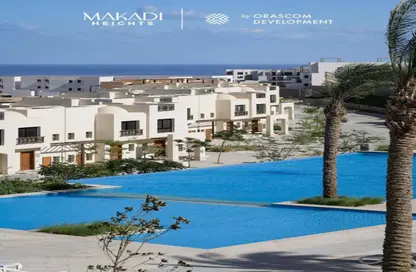 Chalet - 3 Bedrooms - 3 Bathrooms for sale in Makadi Orascom Resort - Makadi - Hurghada - Red Sea