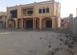 فيلا - 6 غرف نوم - 6 حمامات for للبيع in ليجيندا - الحي الثاني - الشيخ زايد - الجيزة