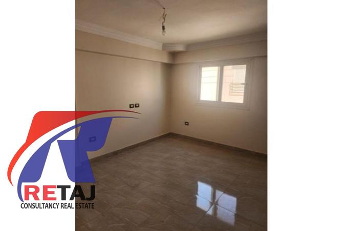 8363352 - Property Image 3