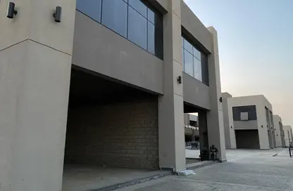 محل - استوديو - 4 حمامات للبيع في كمبوند فيلدج جاردن القطامية - كمبوندات التجمع الخامس - التجمع الخامس - مدينة القاهرة الجديدة - القاهرة