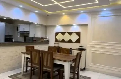 شقة - 3 غرف نوم - 3 حمامات للبيع في شارع الخليل - المهندسين - الجيزة