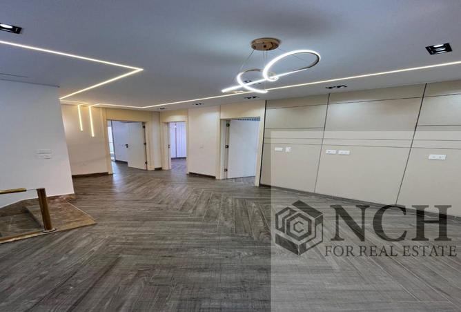 8528437 - Property Image 2