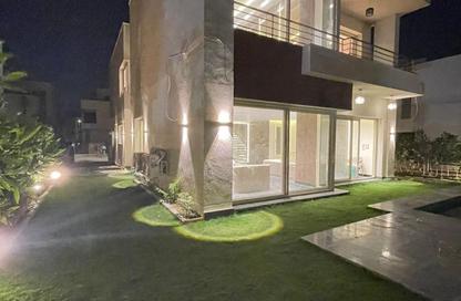 Villa - 6 Bedrooms - 6 Bathrooms for sale in New Giza - Cairo Alexandria Desert Road - 6 October City - Giza