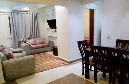 Apartment - 2 Bedrooms - 1 Bathroom for rent in Al Mesaha St. - Dokki - Giza