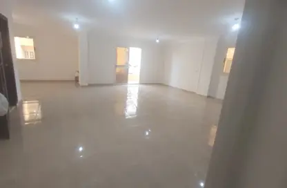 شقة - 3 غرف نوم - 2 حمامات للايجار في اللاسلكي - المعادي الجديدة - حي المعادي - القاهرة