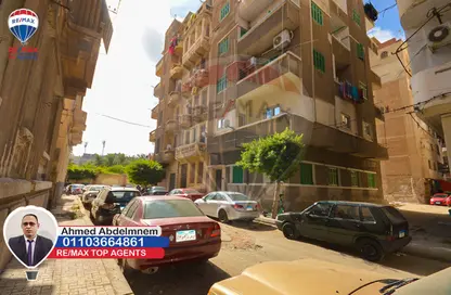 بناية كاملة - 6 حمامات للبيع في الأزاريطة - حي وسط - الاسكندرية