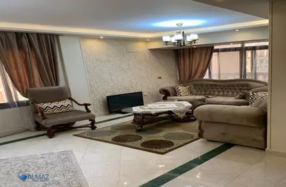 Apartment - 3 Bedrooms - 3 Bathrooms for rent in Al Shouyfat St. - District 1 - The 5th Settlement - New Cairo City - Cairo
