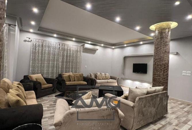 8330504 - Property Image 2