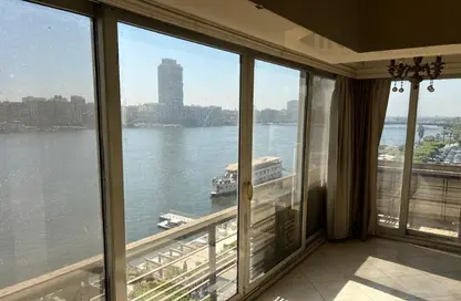 Apartment - 4 Bedrooms - 3 Bathrooms for sale in Nile St. - Dokki - Giza