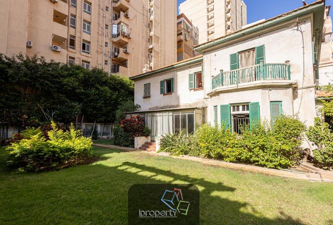 8081260 - Property Image 2