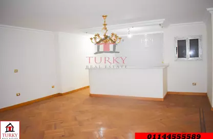 Apartment - 2 Bedrooms - 1 Bathroom for sale in Abo Qir St. - Glim - Hay Sharq - Alexandria