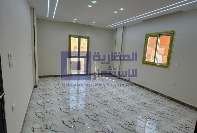 8427358 - Property Main Image