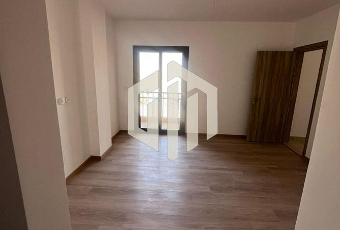 8323175 - Property Image 2