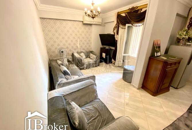 8218021 - Property Image 2