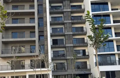 Apartment - 2 Bedrooms - 2 Bathrooms for sale in Village Views - Zed Towers - Sheikh Zayed Compounds - Sheikh Zayed City - Giza