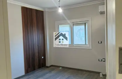 Apartment - 3 Bedrooms - 2 Bathrooms for sale in Degla - Hay El Maadi - Cairo