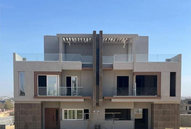 8258781 - Property Image 2