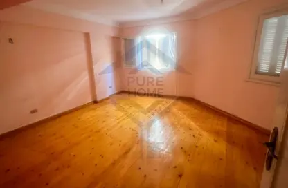 Apartment - 3 Bedrooms - 1 Bathroom for sale in Abou Quer Road - Zezenia - Hay Sharq - Alexandria Apartment - 3 Bedrooms - 1 Bathroom for sale in Abou Quer Road - Zezenia - Hay Sharq - Alexandria