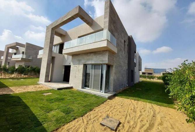 8373109 - Property Image 3