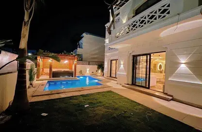 Villa - 5 Bedrooms - 5 Bathrooms for sale in Hyde Park - 5th Settlement Compounds - The 5th Settlement - New Cairo City - Cairo