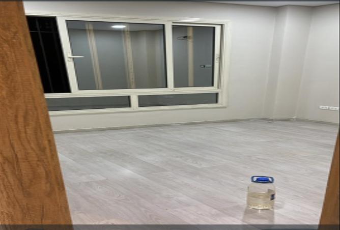 8013373 - Property Image 3