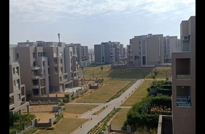 Apartment - 4 Bedrooms - 4 Bathrooms for sale in Palm Hills Village Gate - South Investors Area - New Cairo City - Cairo