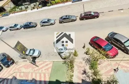 Apartment - 3 Bedrooms - 3 Bathrooms for sale in 10th Sector - Zahraa El Maadi - Hay El Maadi - Cairo
